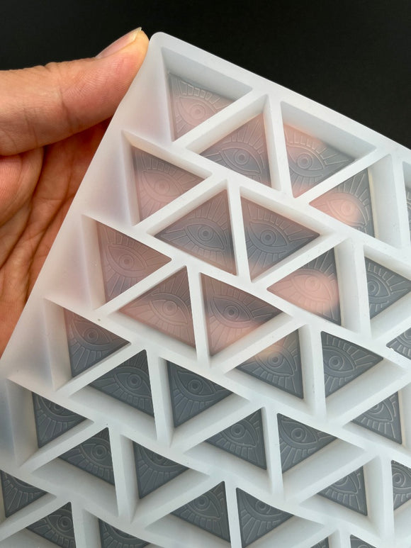 3,1 ml di triangolo piramide stampo gommoso - 220 cavità