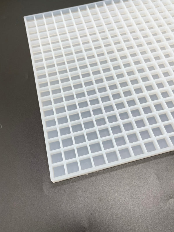 Stampo gommoso in silicone quadrato da 1,5 ml - 432 cavità